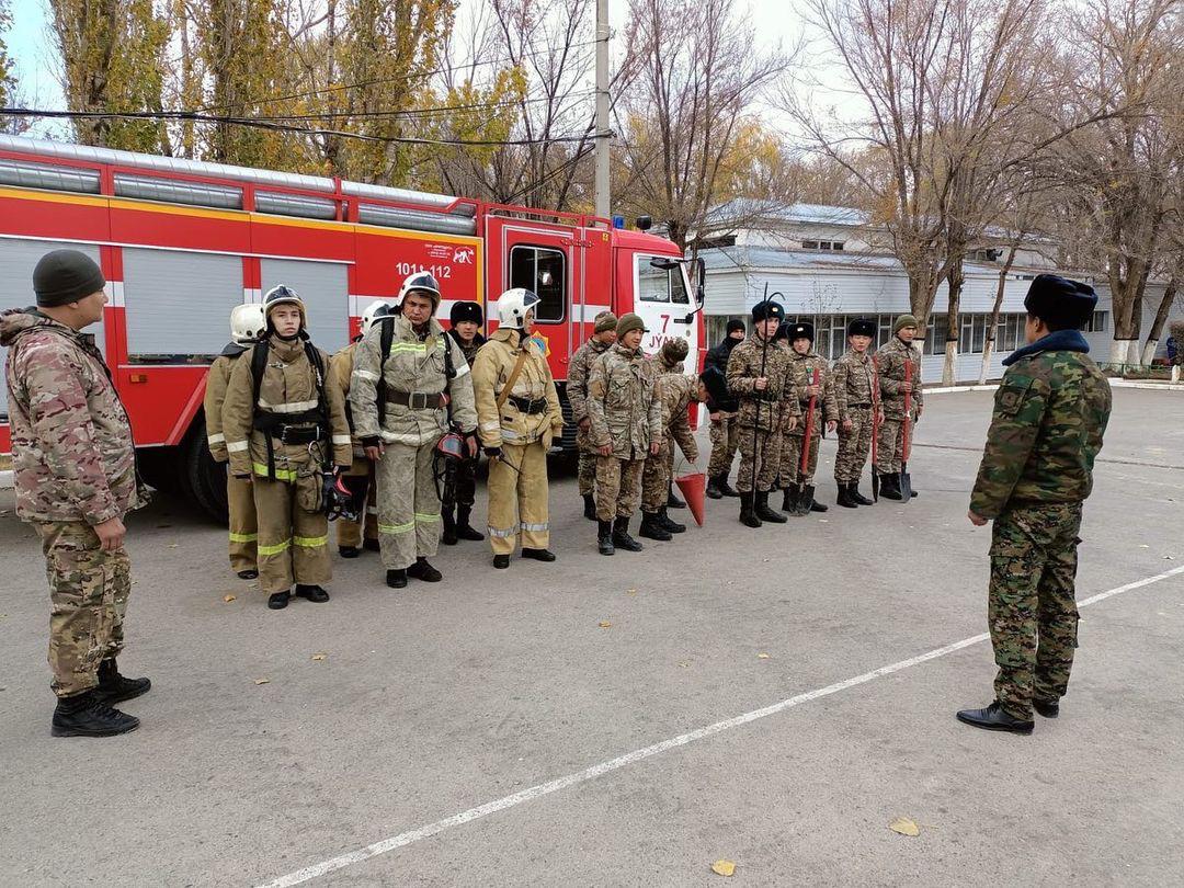 Жамбыл облысының құтқарушыларымен әскери бөлімде оқу-жаттығу өткізілді