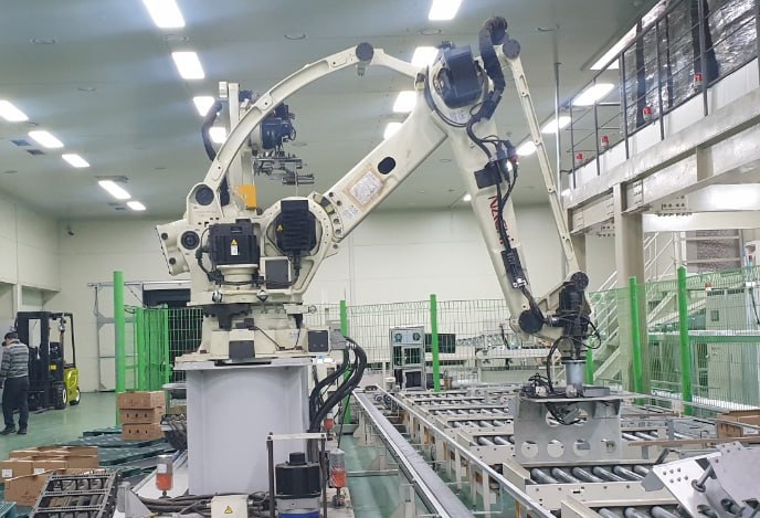 Оңтүстік Кореяда робот зауыт қызметкерін өлтірді