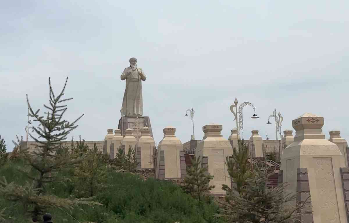 Тараздағы «Тектұрмас» кешені жан-жақты абаттандырылып жатыр