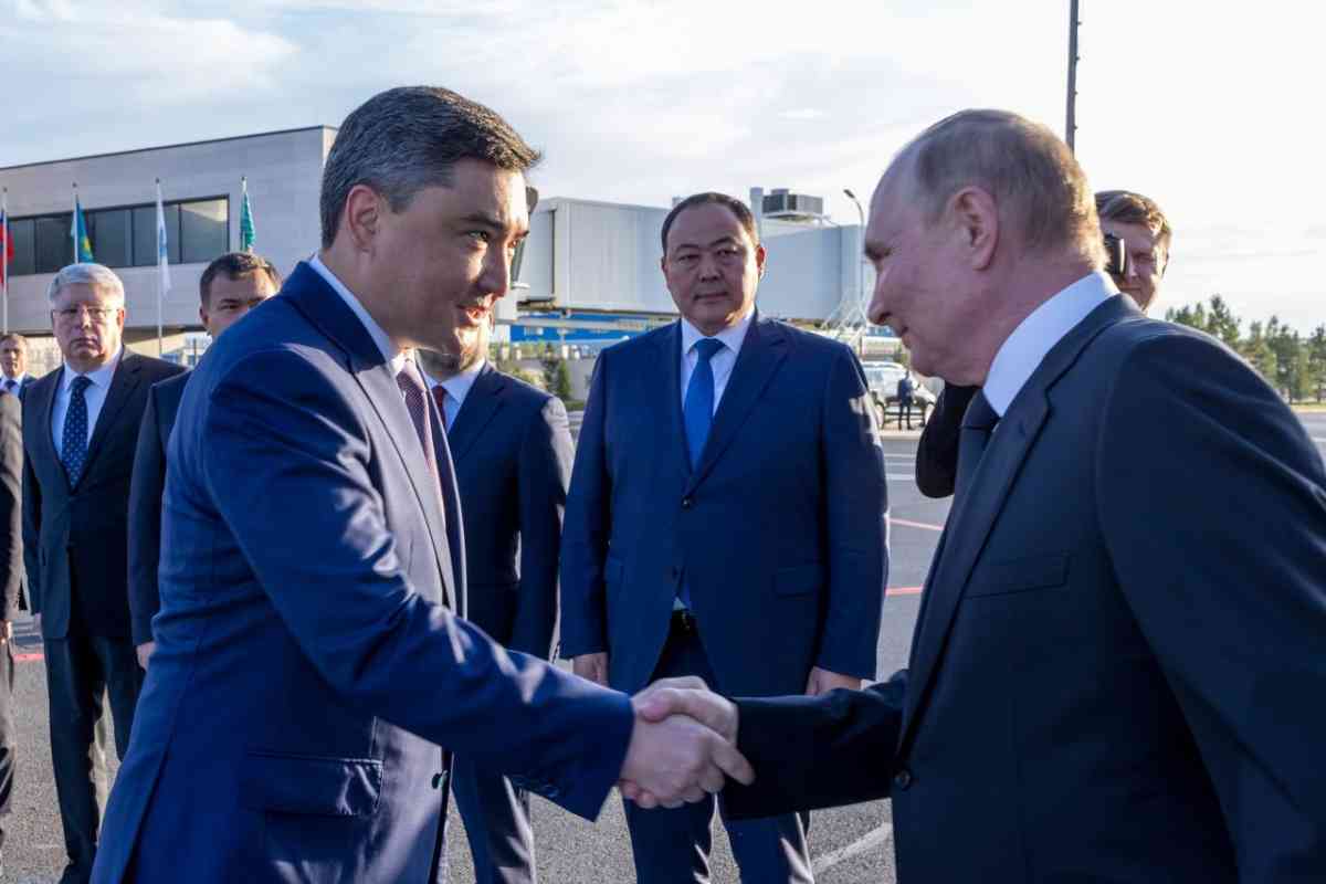 ШЫҰ саммиті: Астанаға Путин келді