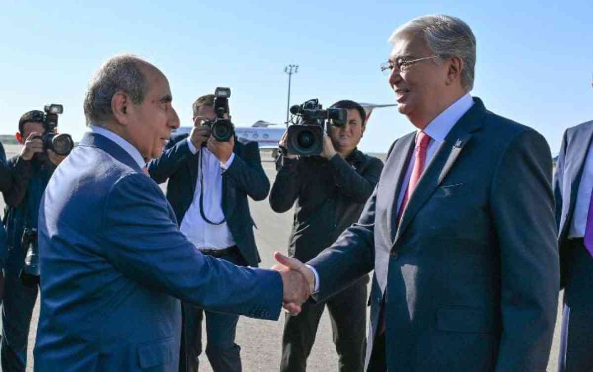 Президент Қасым-Жомарт Тоқаев Әзербайжан Республикасына жұмыс сапарымен келді