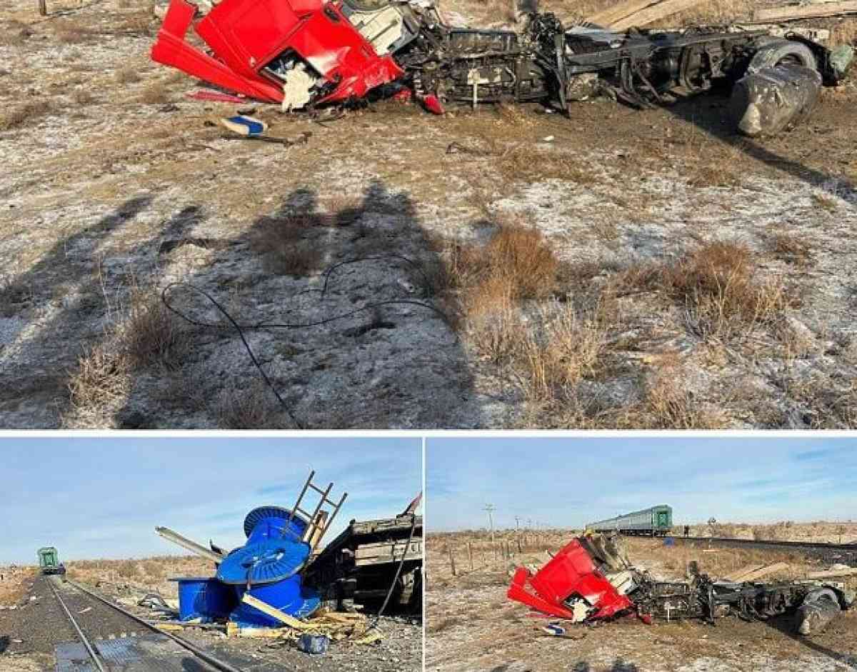 Бейнеу – Құлсары теміржол өткелінде жүк көлігі пойызға соғылды