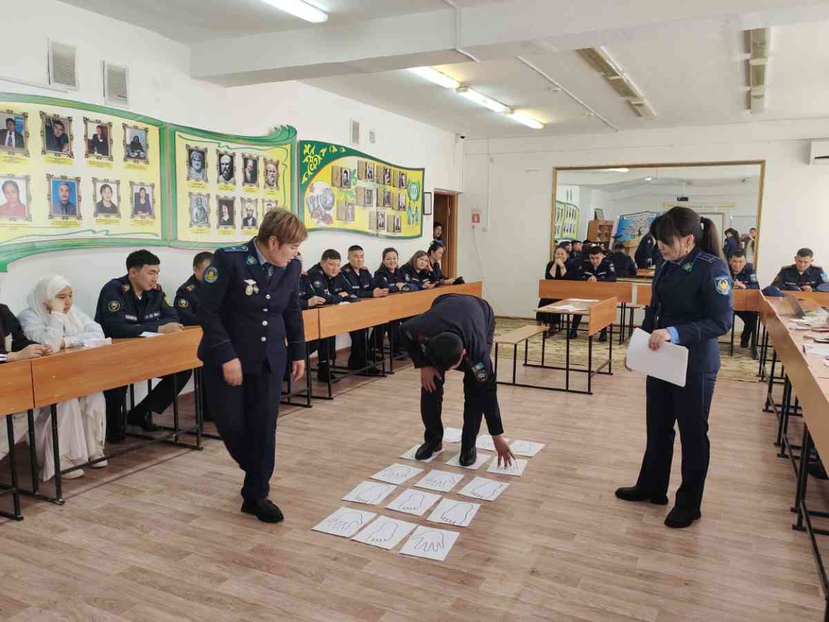 "Қоғамдық психологиялық қауіпсіздігі: суицид, буллинг, лудомания" тақырыбында қалалық семинар өтті