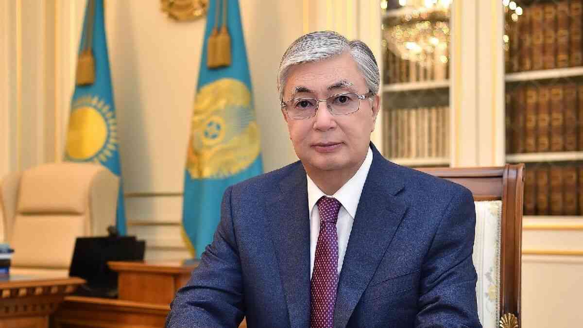 Тоқаев қазақстандықтарды Ұлттық кітап күнімен құттықтады