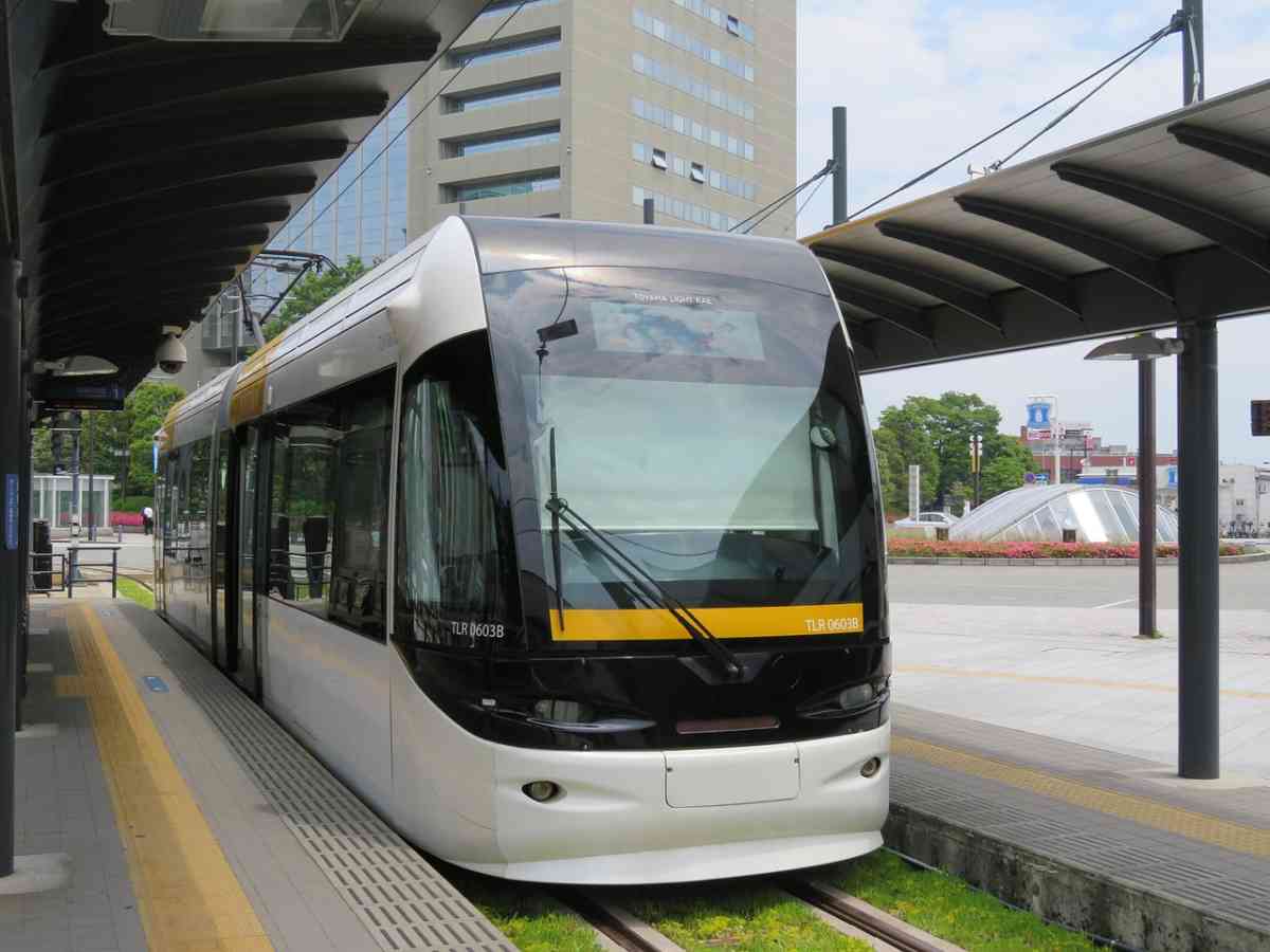 Астанадағы LRT құрылысында 700 қазақстандық жұмыс істеп жатыр
