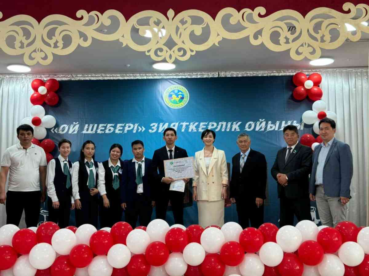 «Әулиеата — кітап оқитын өңір» жобасы аясында Жуалы ауданында зияткерлік ойын өтті