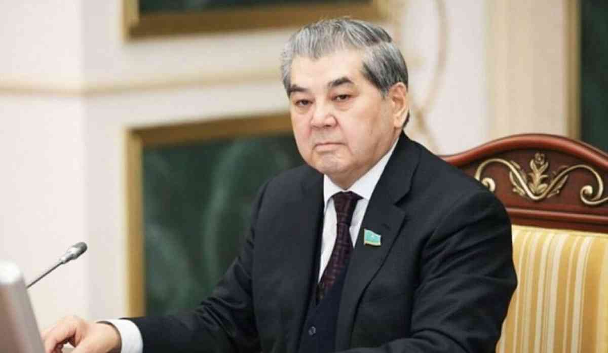 Саясаткер Қуаныш Сұлтанов «Отан» орденімен наградталды