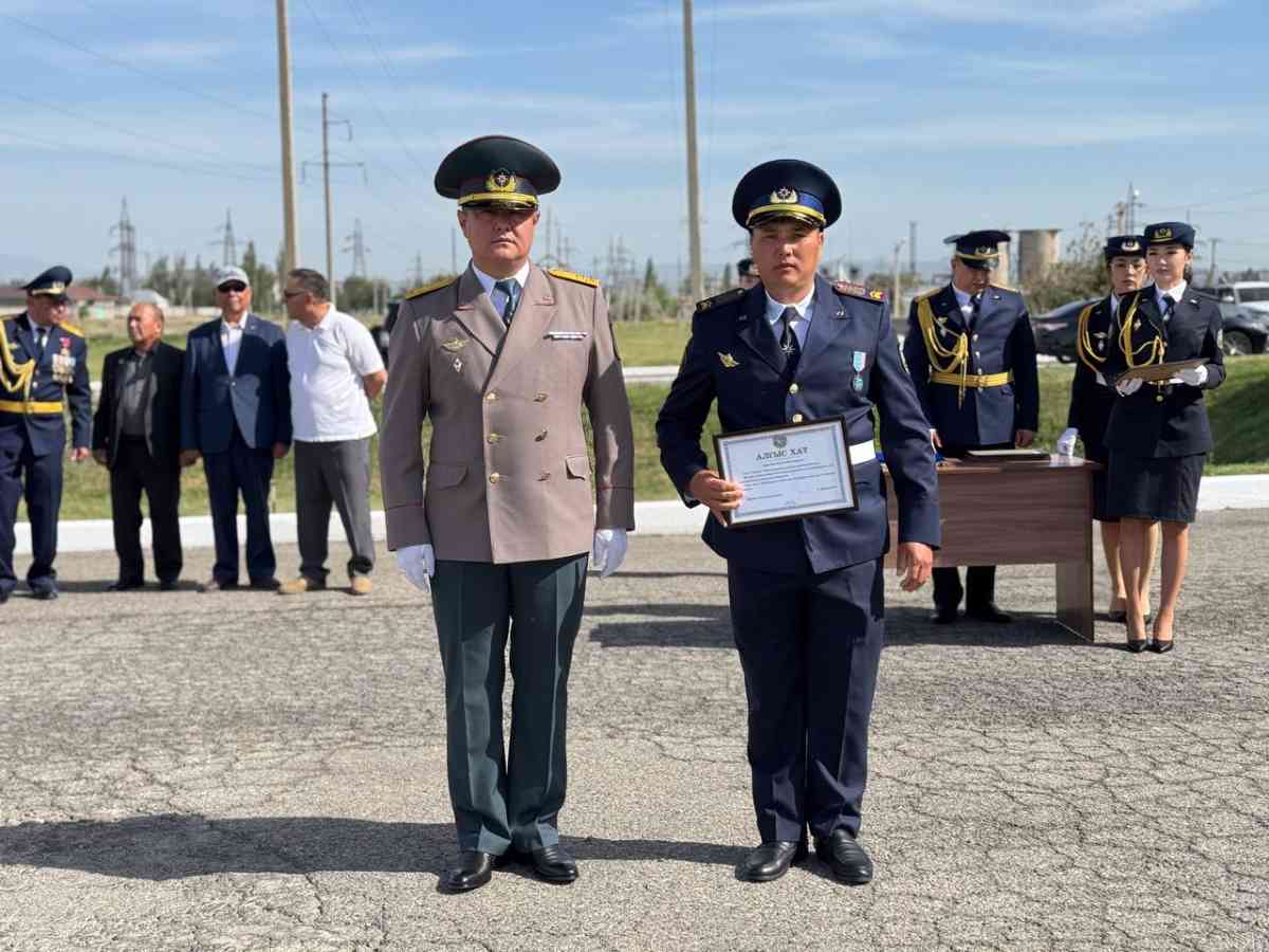 Жамбыл облысында Отан қорғаушылар күні мен Жеңістің 80 жылдығына арналған салтанатты шара өтті