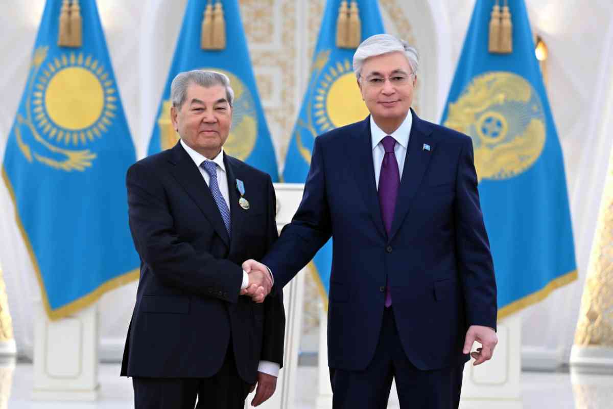 Мемлекет басшысы Қуаныш Сұлтановқа «Отан» орденін салтанатты түрде табыстады