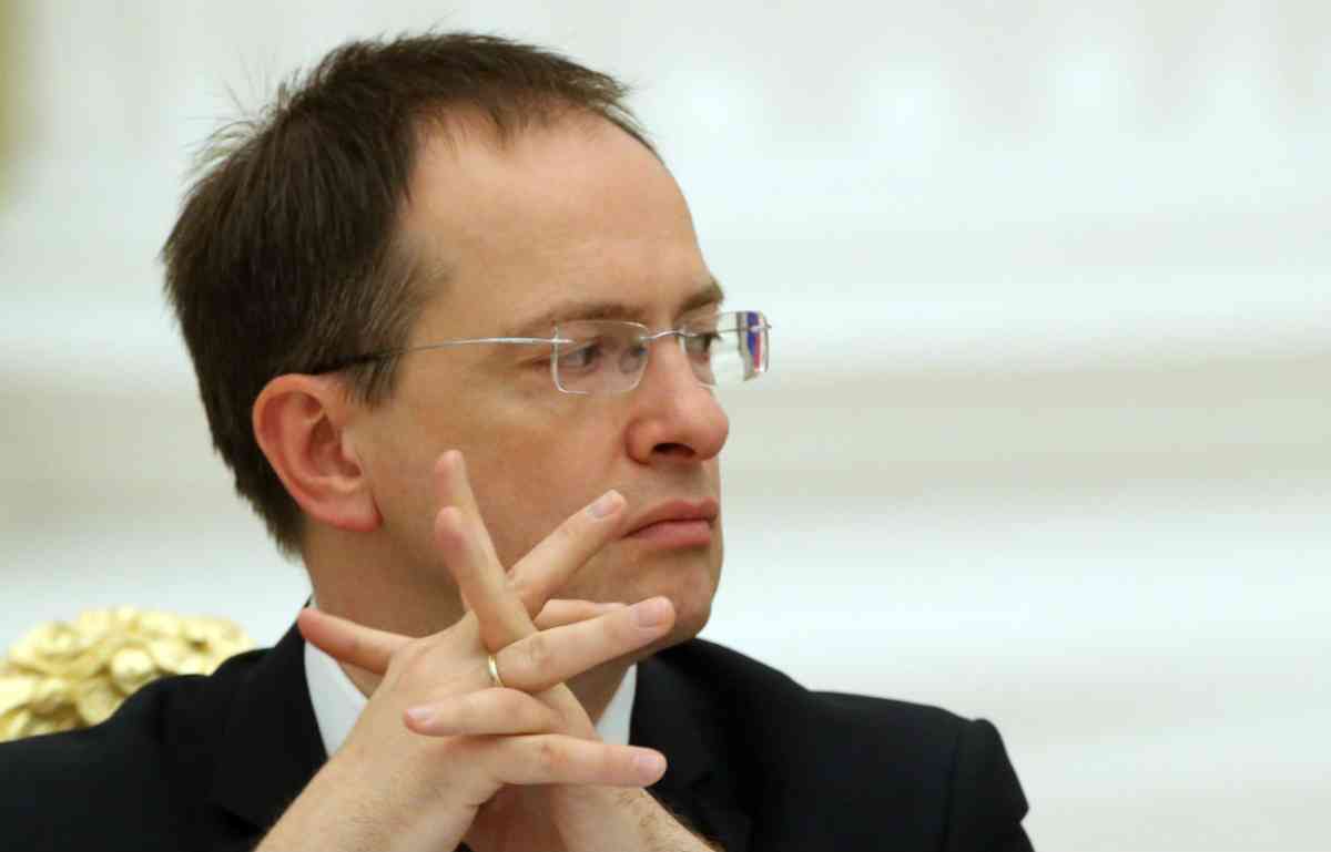 15 мамырдағы келіссөз: Мединский бастаған делегация Түркияға аттанады