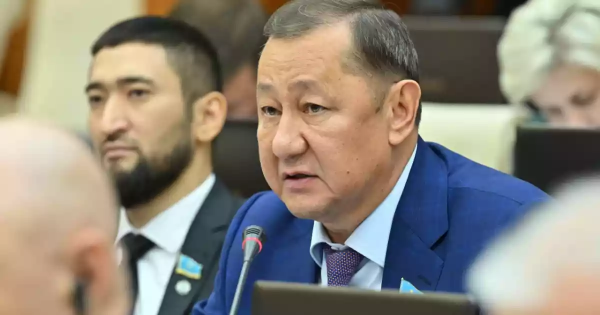 «2-10-20» ипотекасы тоқтап тұр: депутат әлеуметтік осал топтарға қолдау сұрады