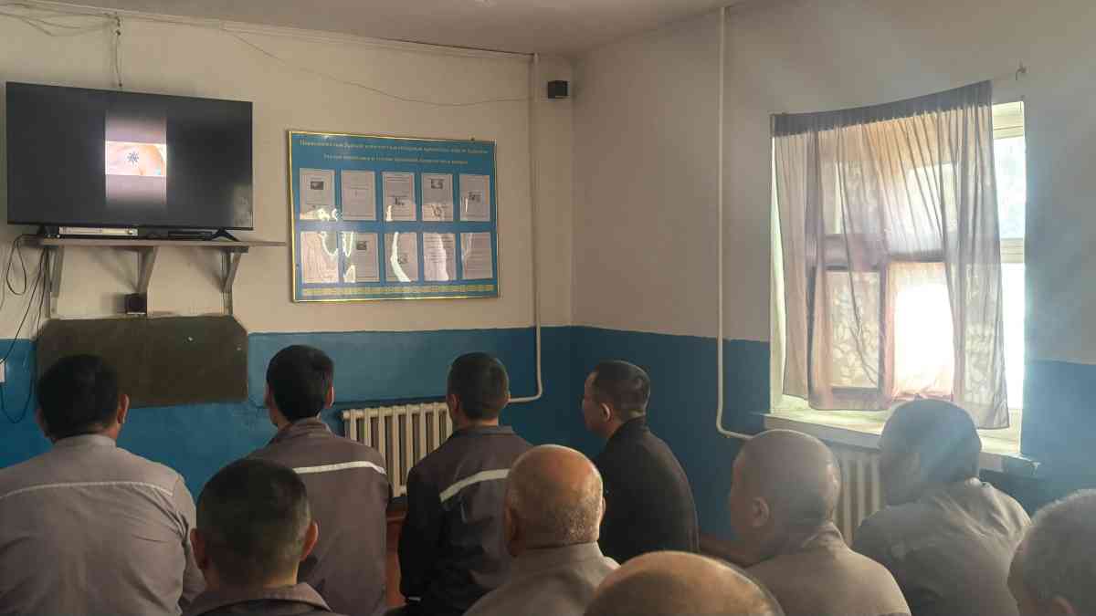 Таразда сотталғандар "татуировкадан" бас тартып жатыр
