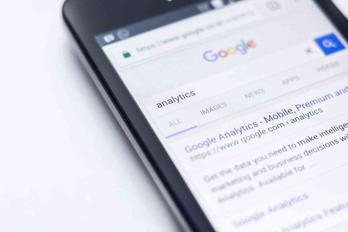 Google іздеу жүйесіне жасанды интеллект чатботын қосты