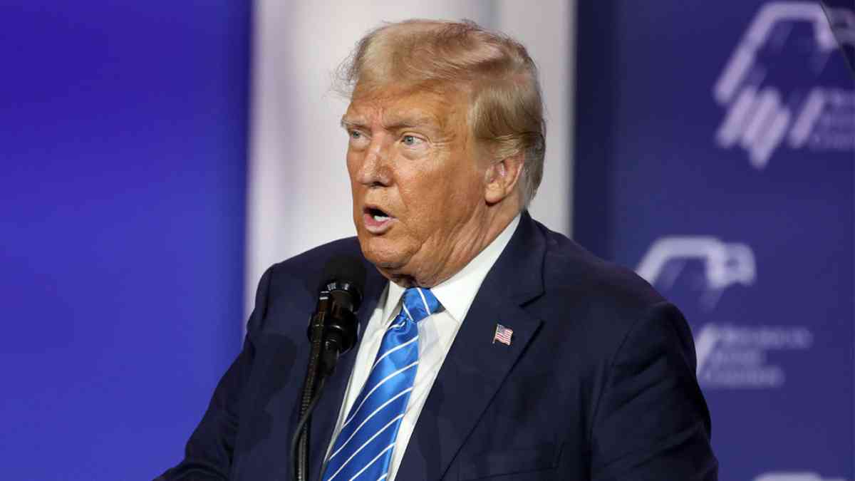 Трамп Пентагондағы Украина мәселелерімен айналысатын бөлімнің мәртебесін төмендетпек