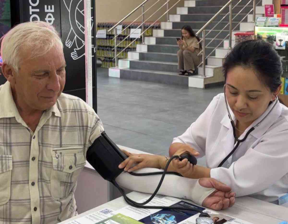 «Денсаулық бұрышы» акциясы: 900-ге жуық адамға медициналық кеңес берілді