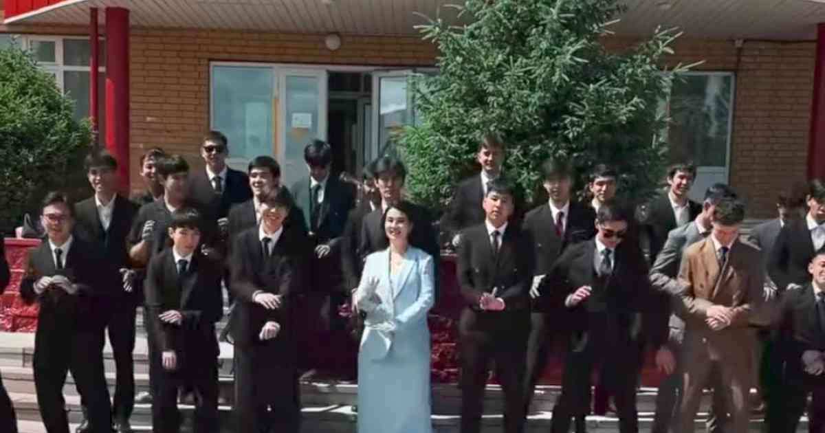 Желі жұлдызына айналған мектеп директоры Димаштың челленджінде жеңімпаз атанды