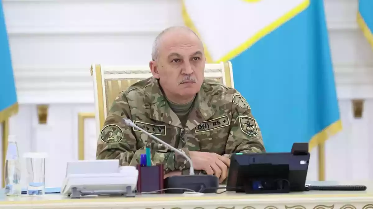 Президент Руслан Жақсылықовты Қорғаныс министрі лауазымынан босатты