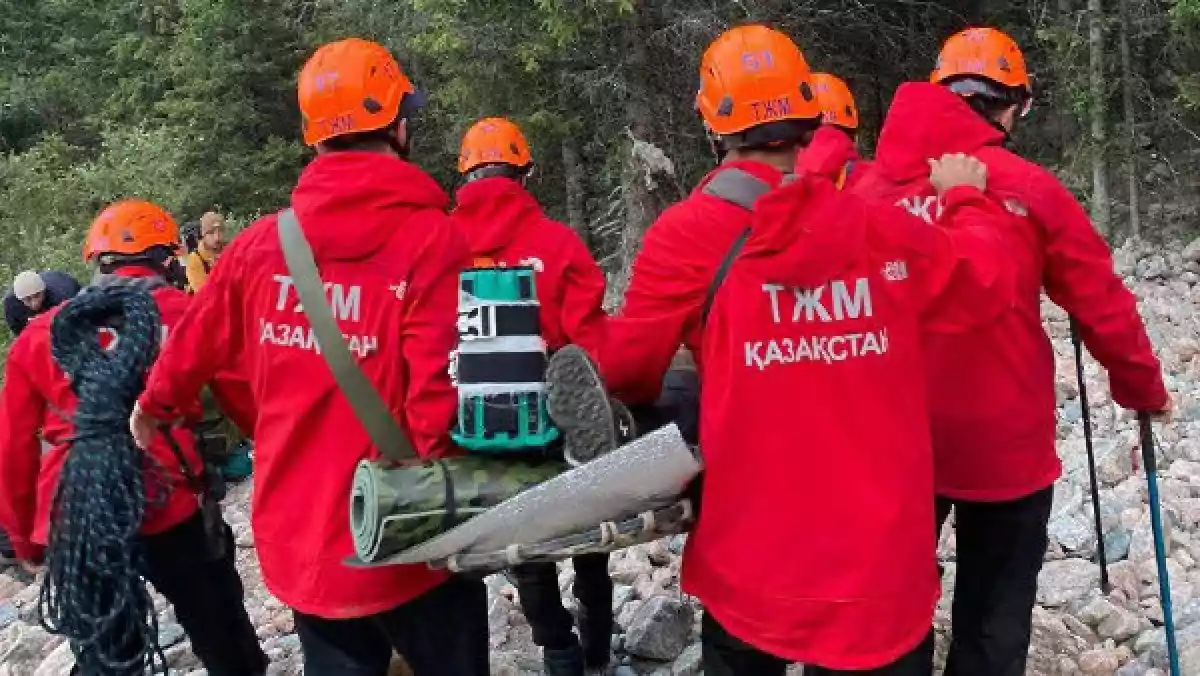 Алматы облысының тауларында аяғынан жарақат алған турист құтқарылды