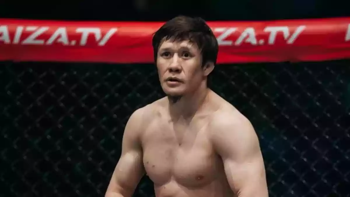 Жалғас Жұмағұлов OKTAGON чемпионы атанды