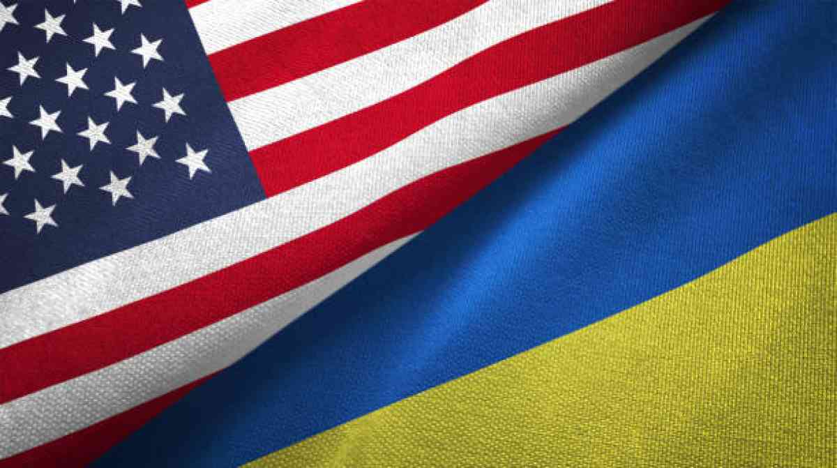 АҚШ-тың Украинаға қару жеткізуі тоқтады: Киев тығырықтан шығар жаңа жол іздеуде