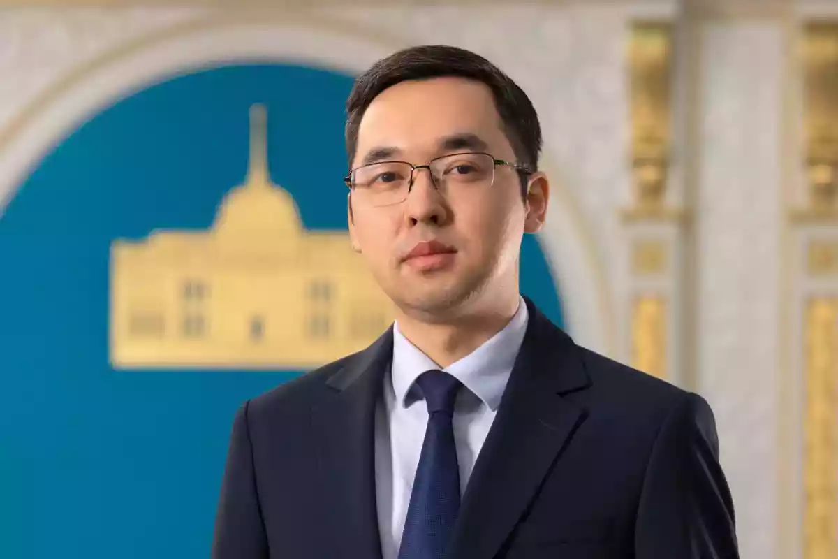 Құлыптағы ханшайымның порносы Үлкен бөкселері бар порно көру