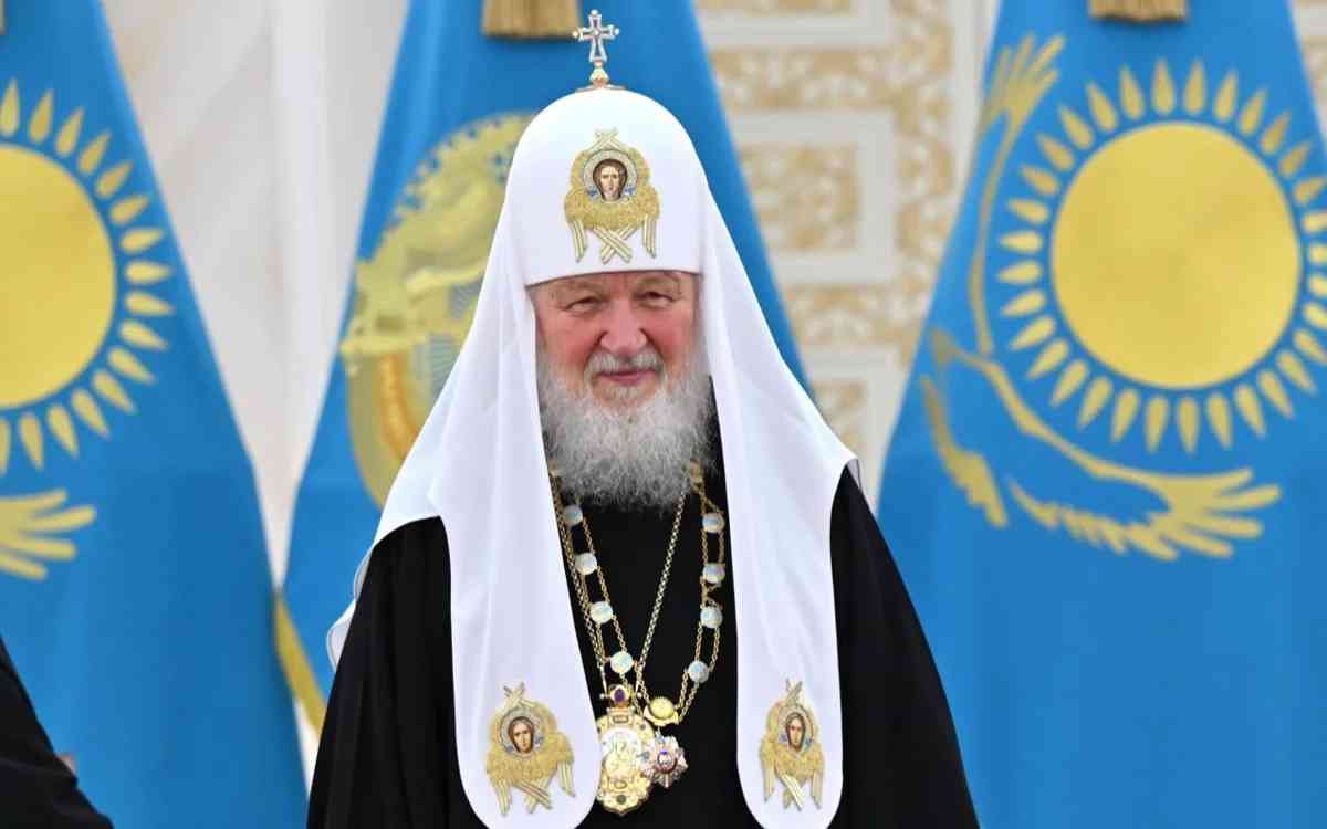 Президент Ресей патриархы Кириллді «Алтын Қыран» орденімен марапаттады