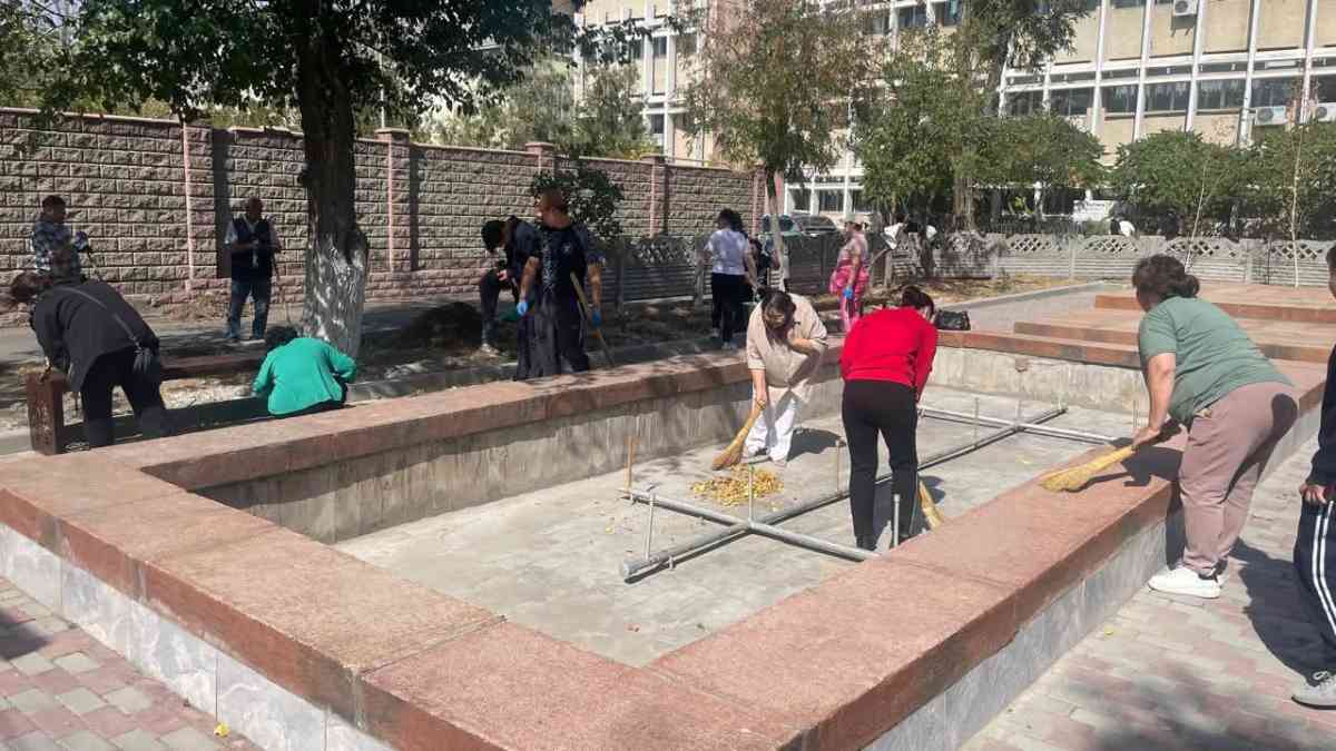 «Таза Қазақстан – болашақ үшін»: кәсіподақтар ел игілігі үшін тазалық акциясына шықты