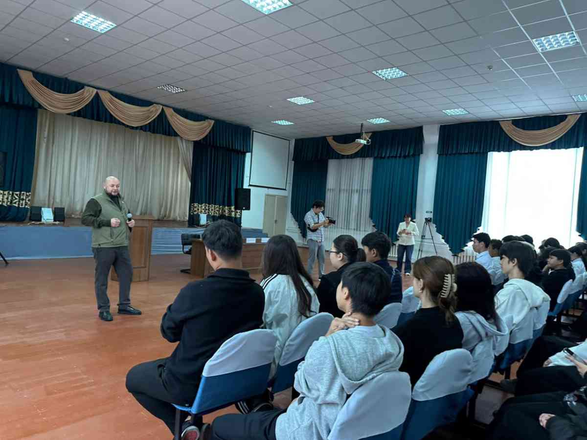 Таразда “Таза Қазақстан” экологиялық акциясының маңызы" атты жастармен кездесу өтті