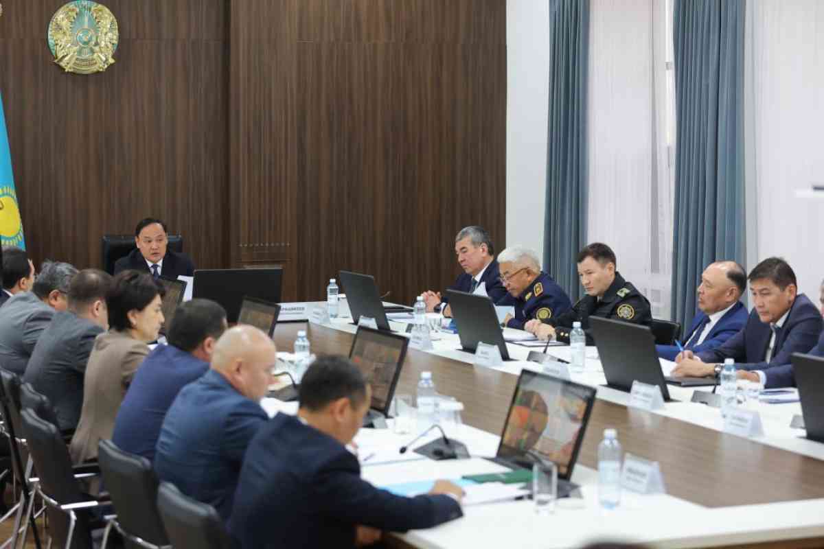 Жамбылда биыл 440,5 шақырым жол орта жөндеуден өтуде