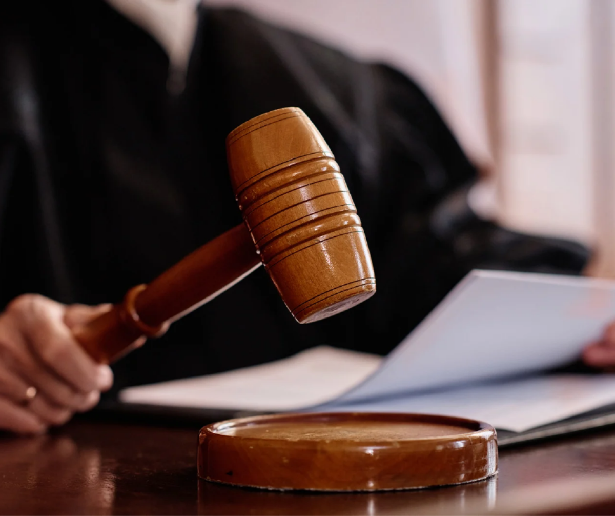 Үлкен сиськи бар майлы әйелдер трахают