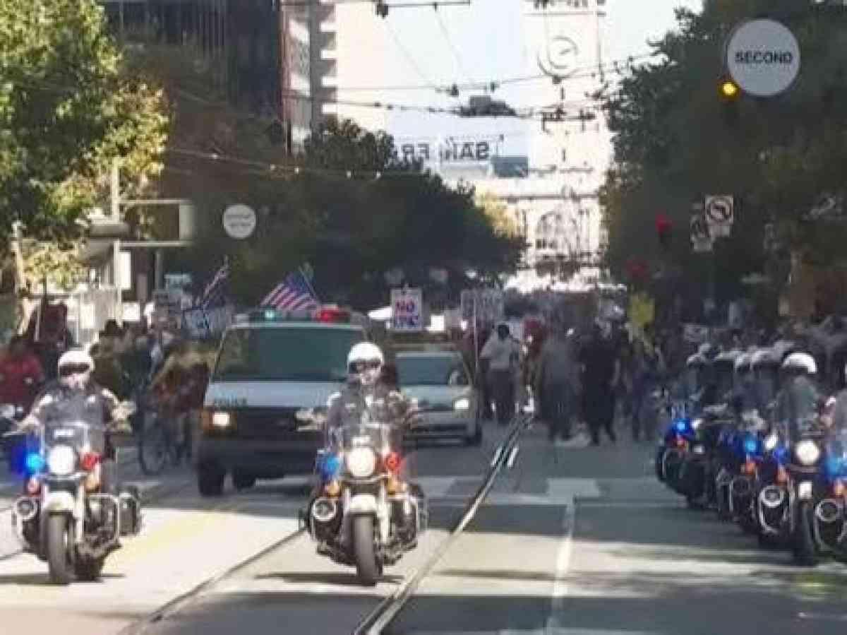 АҚШ-та 7 млн адам шеруге шықты