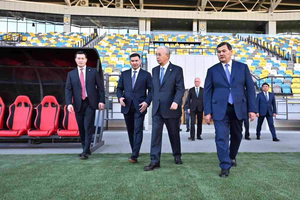 Тоқаев Қызылорда қаласындағы орталық стадионға барды