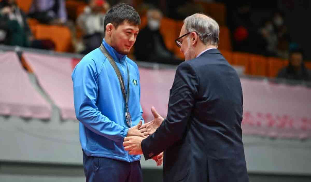 Қазақ балуандары Сурдлимпиада ойындарында бес медаль жеңіп алды