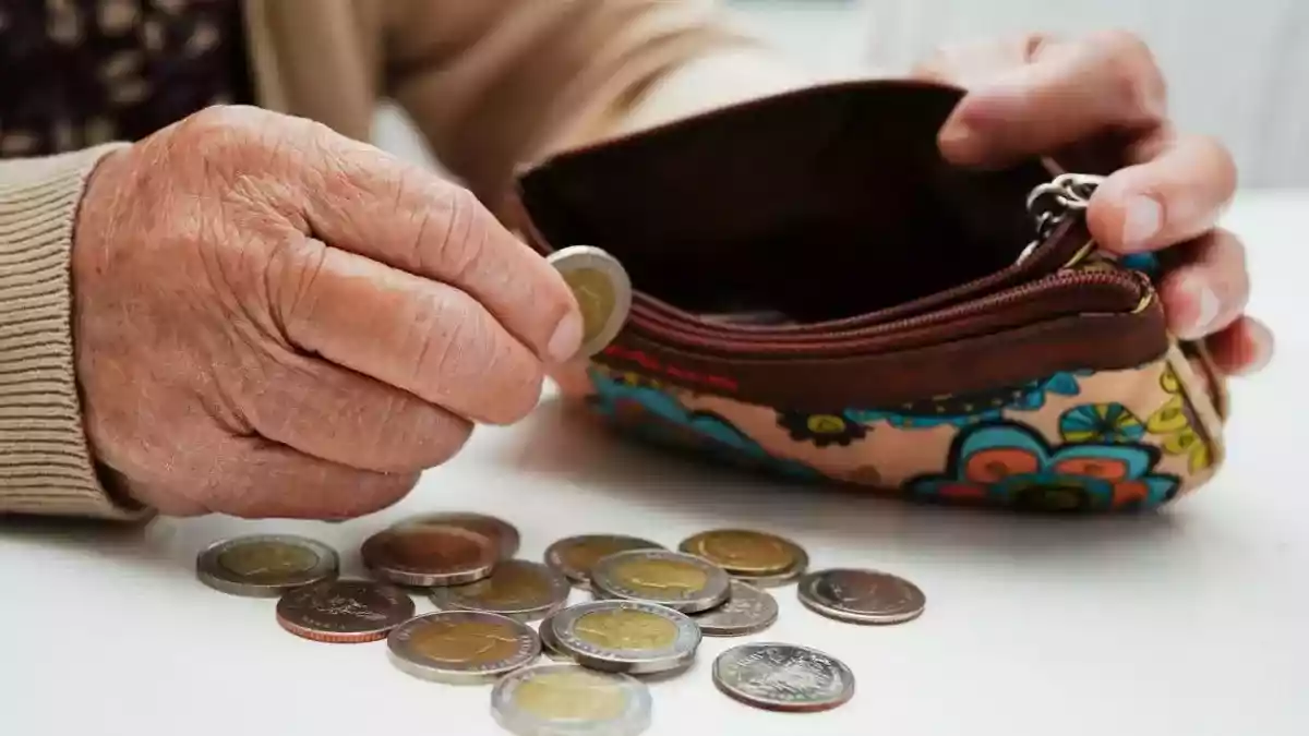 Қазақстандықтардың зейнетақы ақшасы: 2026 жылдан қандай өзгерістер күшіне енеді?