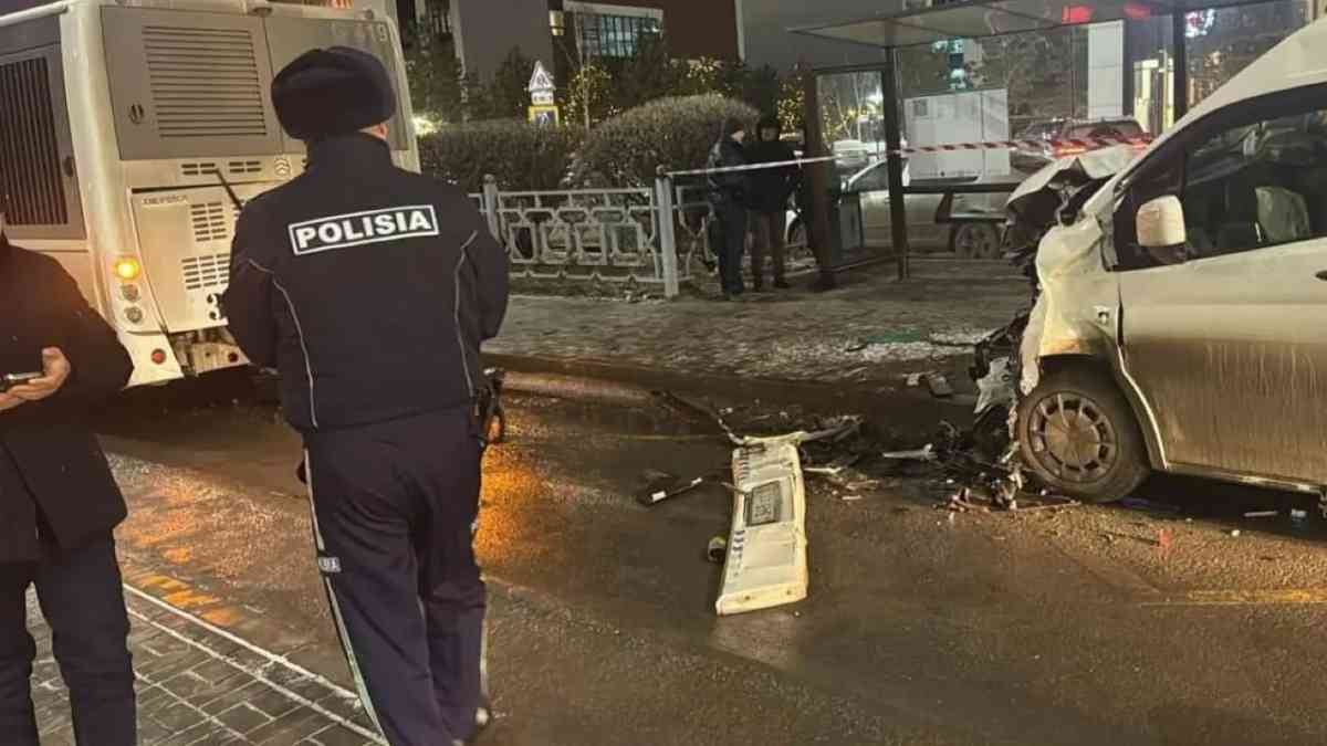 Астанадағы жол апаты: микроавтобус жүргізушісі қаза тапты