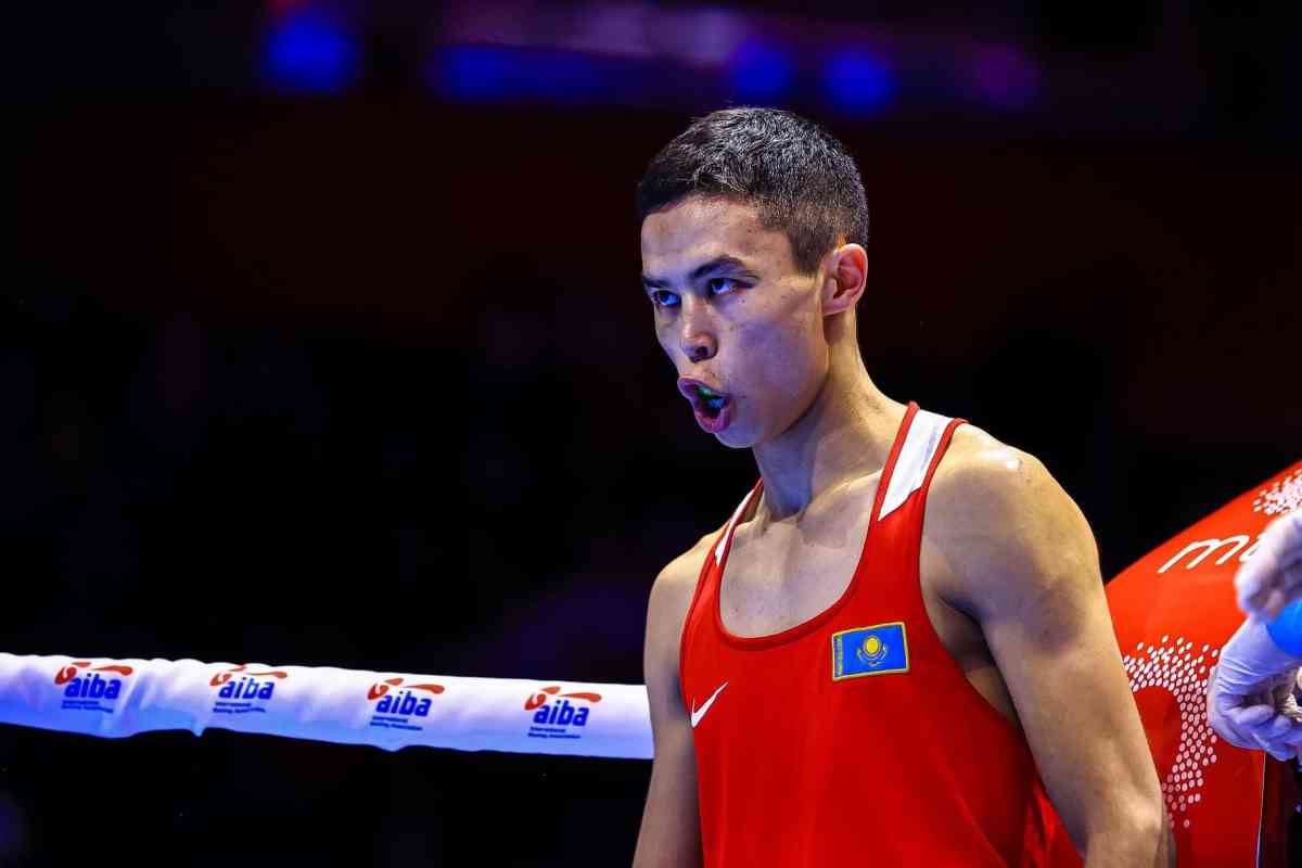 Әлем чемпионаты: Сәкен Бибосынов 1/8 финалға жолдама алды