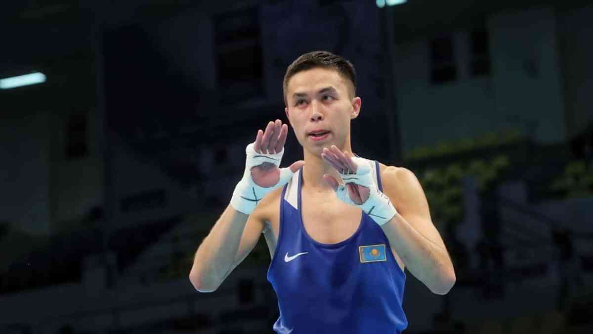 Сәкен Бибосынов бокстан әлем чемпионы атанды