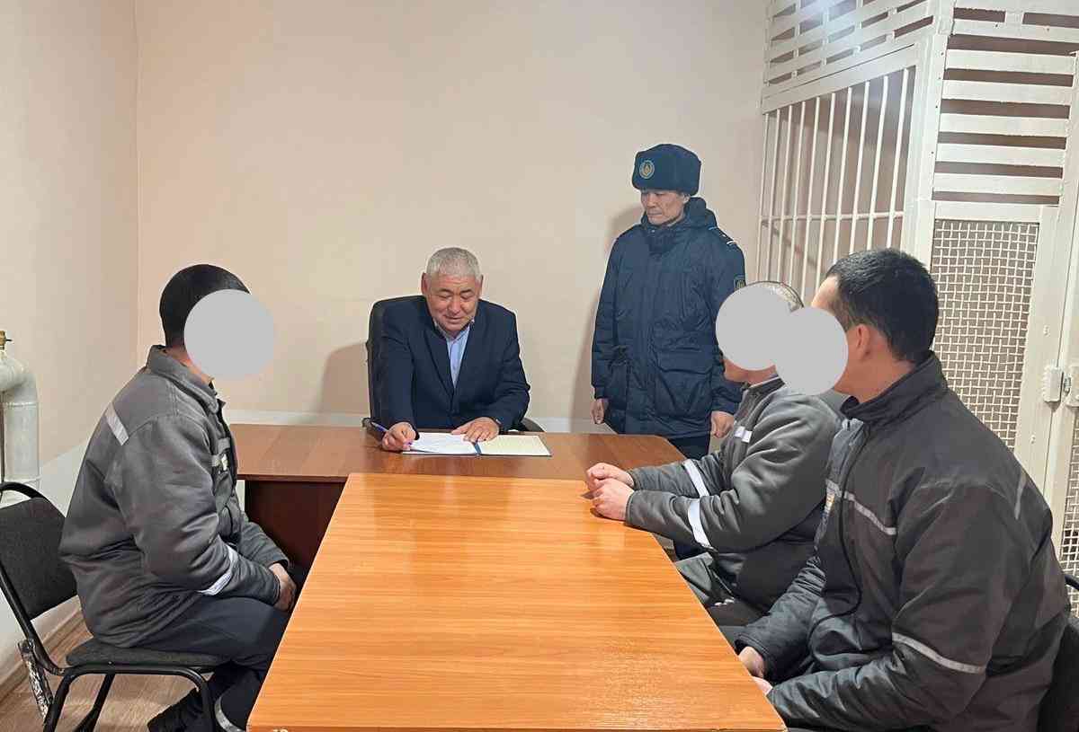 ҚАЖ мекемесінде азаматтарға құқықтық кеңес берілді