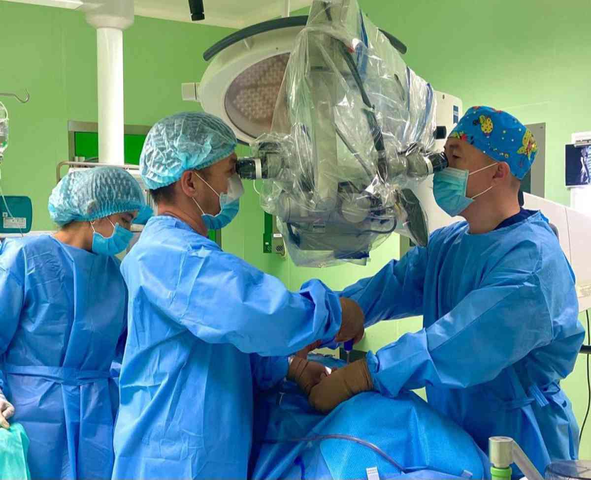 Ақтауда сирек жасалатын күрделі нейрохирургиялық ота сәтті өтті