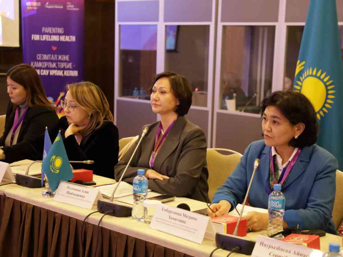 Елімізде алғаш рет МСАК мамандарына арналған қалта анықтамалығы шығарылды