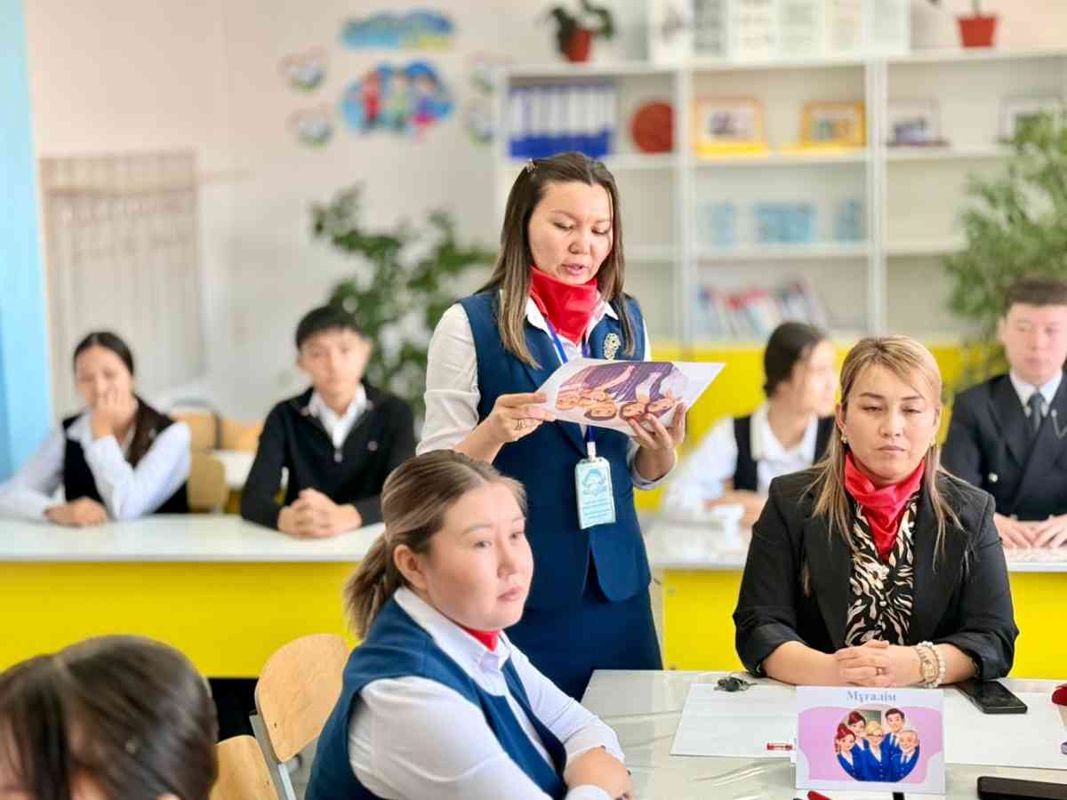 «Отбасы -мектеп-қоғам: бала тәрбиесіндегі біртұтас одақ» атты облыстық әдістемелік семинар өтті