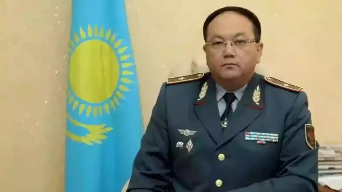 Тоқаев Қорғаныс министрінің орынбасарын қызметінен босатты