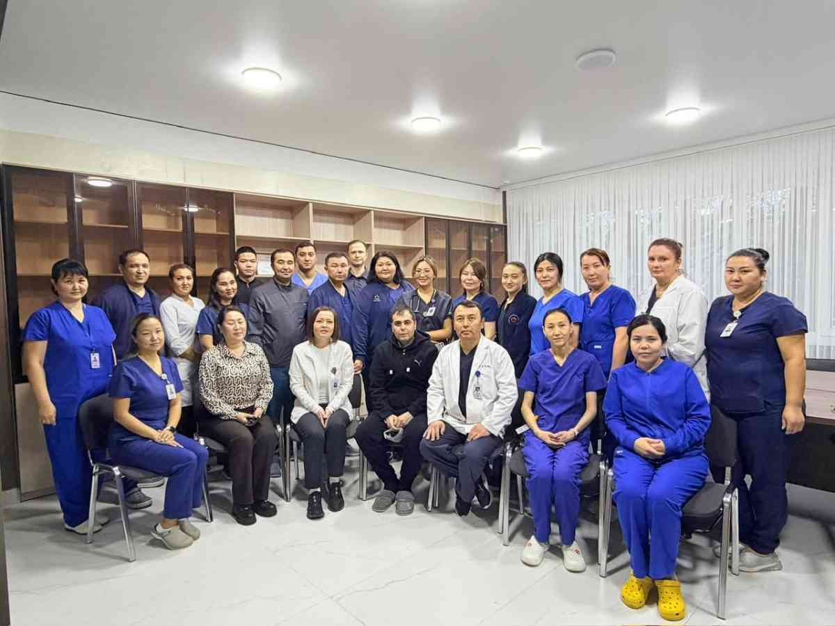 "Күніне 8-10 энергетик ішемін деп денсаулығым құрды": Дәрігерлер алматылық науқастың жүрегіне ота жасады