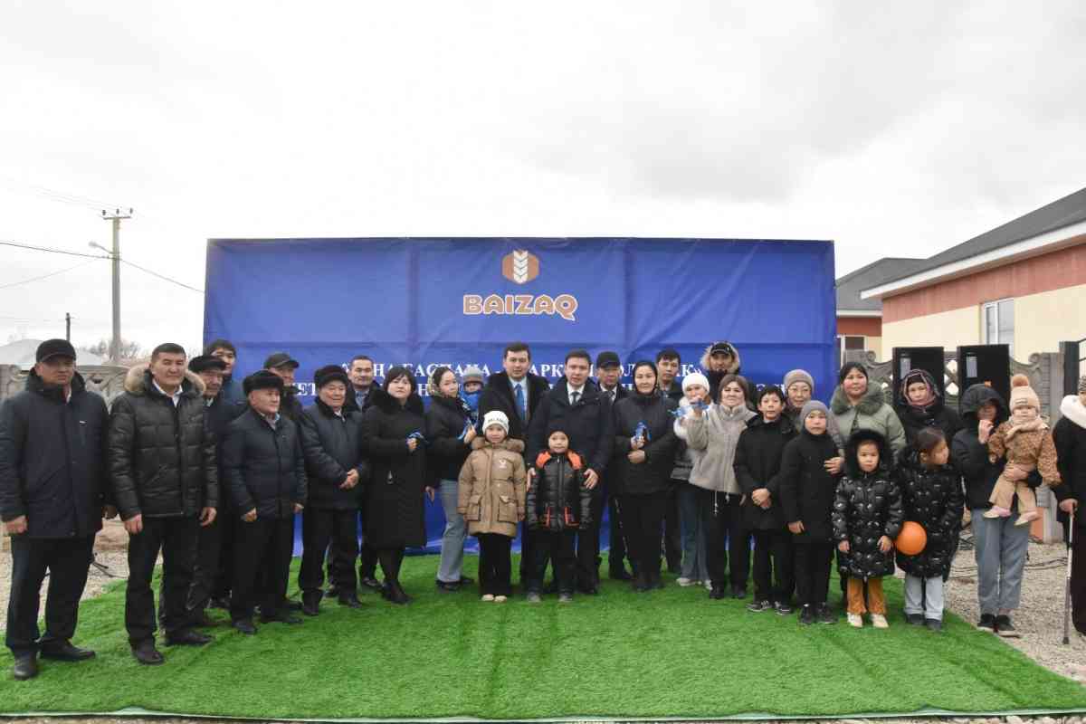 Сарыкемерде жаңа жыл қарсаңында пәтер кілттері табысталды