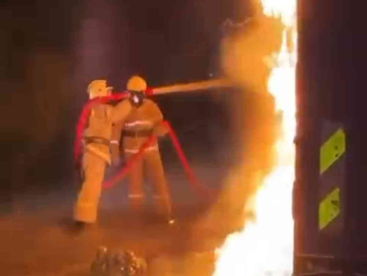 Жуалыда жүк көлігіндегі өрт сөндірілді