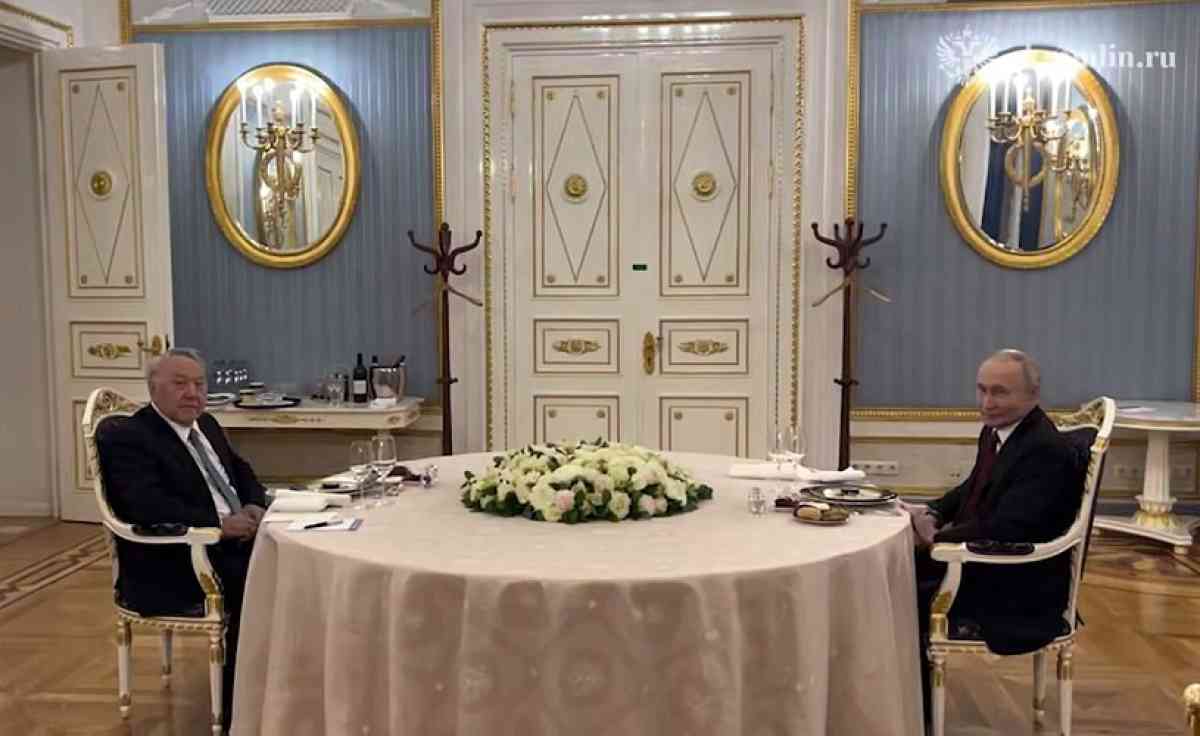 Не айтылғаны маған қызық емес – Тоқаев экс-президенттің Мәскеуге сапары туралы