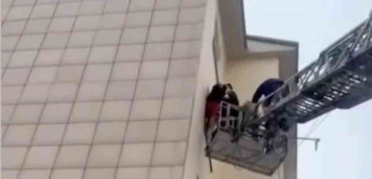 Талдықорған қаласында өрт шыққан үйден жеті бала құтқарылды