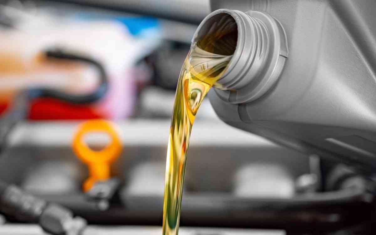 Келесі айдан бастап мотор майлары таңбалана бастайды - министрлік