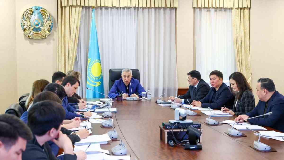 Қаймақ, сүт, көкөніс арзандады: Үкіметте инфляцияны тұрақтандыру шаралары талқыланды