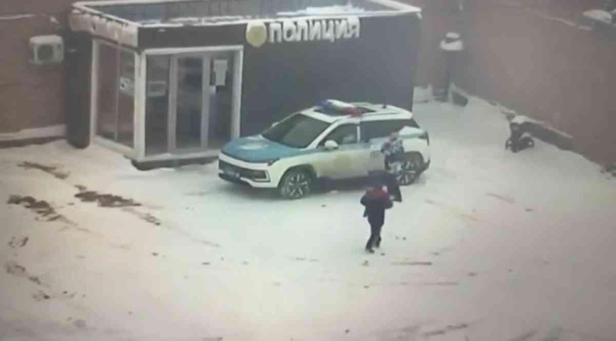 Жамбылдық тәртіп сақышалары кәмелетке толмаған балаларға жедел көмек көрсетті